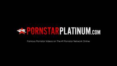 PORNSTARPLATINUM Mature Lady Erica Lauren Pussy Plays Solo - icpvid.com