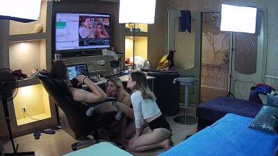 StripCamFun Amateur Webcam Dritt Free Threesome Porn - drtuber