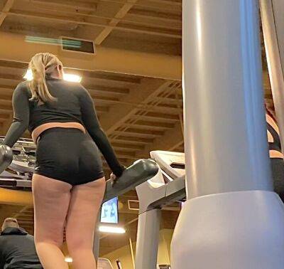 gym candid huge ass - voyeurhit.com