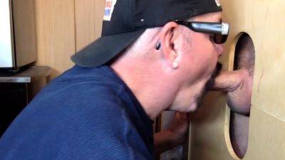 Mature DILF deepthroats gloryhole cock - drtuber