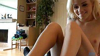 Elsa Jean - Elsa Jean's blowjob,handjob, footjob - ah-me.com